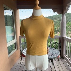 ARITZIA BABATON XS turtleneck short sleeve tee